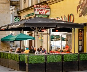 Zuni Rolls with Raspberry Chipotle Sauce